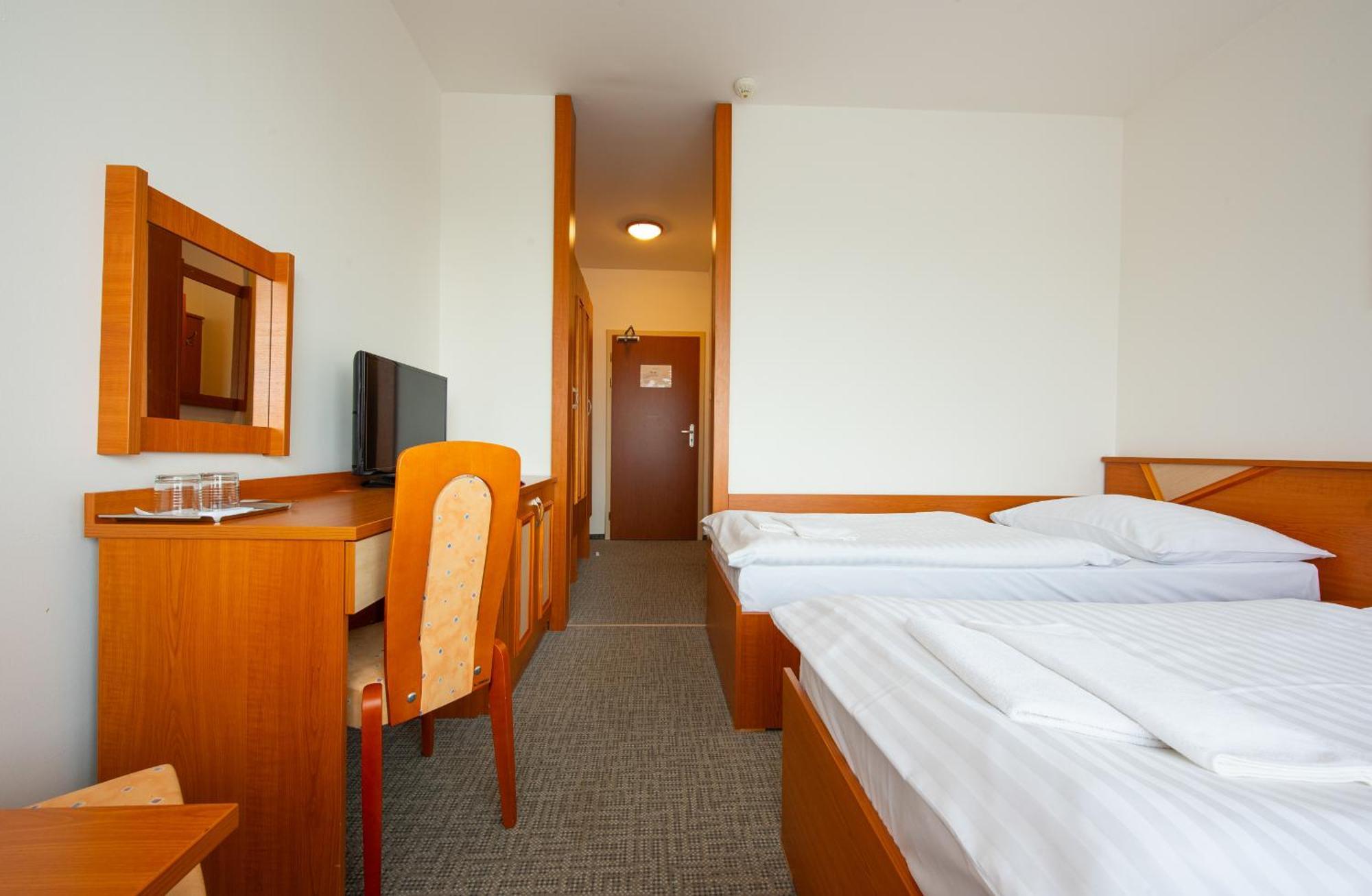 Hotel Sorea Titris ตาตรันสกา ลอมนีจา ภายนอก รูปภาพ